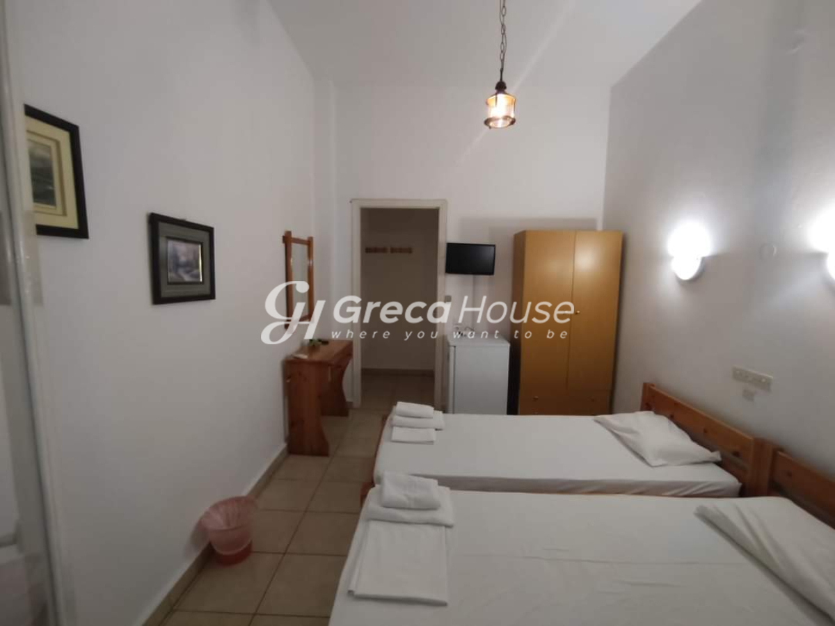 Ξενοδοχείο στην Νέος Πύργος, Ωρεοί — Φωτογραφία 10 από 14