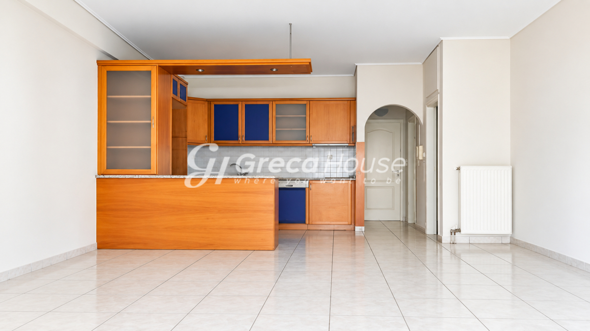 apartment in Vironas — Photo 9 of 12