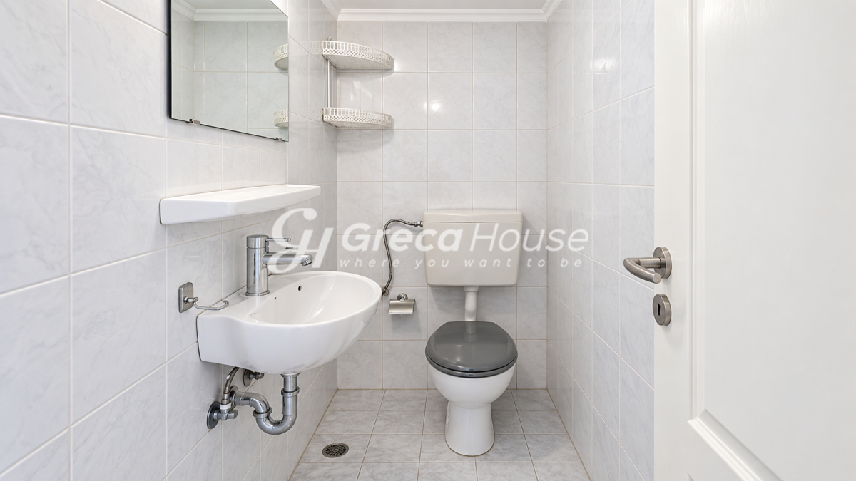 apartment in Vironas — Photo 6 of 12